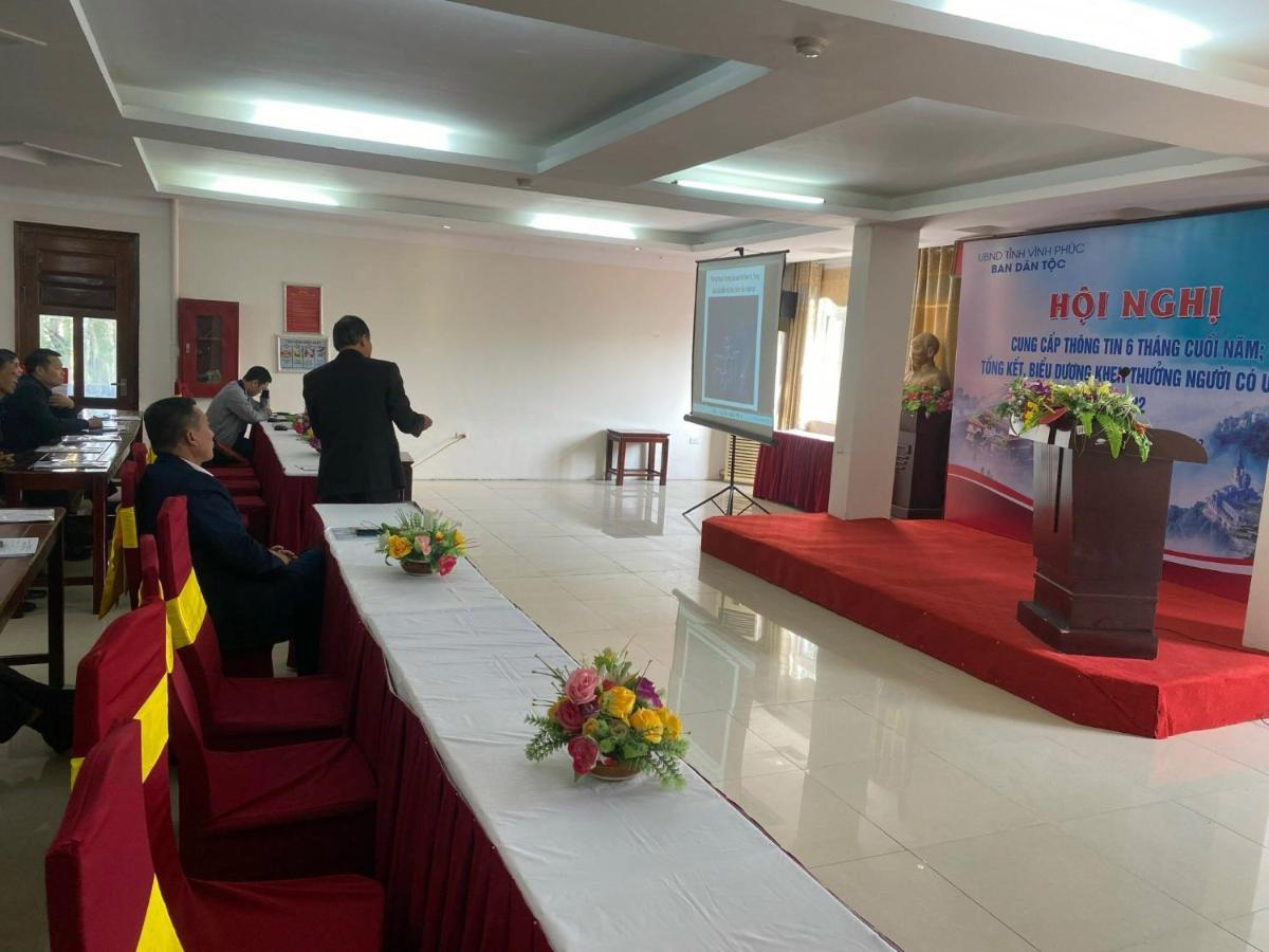 Trung Du Hotel Vinh Yen Extérieur photo